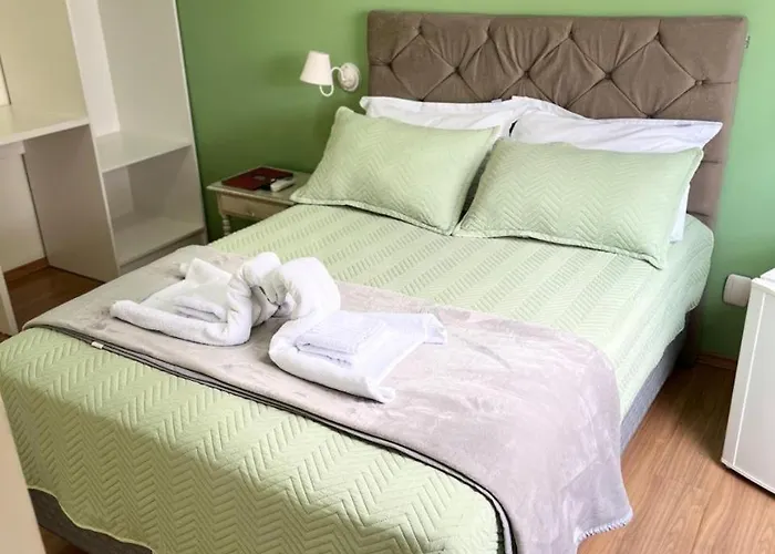 Hotel Domo